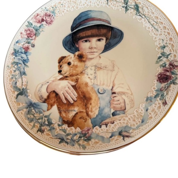 Hamilton Collection Jan Hagara "Dear To My Heart" Collection - 3 Plate Set  1990 - Picture 2 of 7